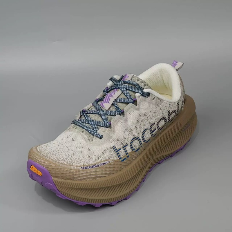 2026年秋のメンズ・レディース向けスポーツシューズ。幅広の - Anti Slip Trail Running Sneakers のレビューと価格