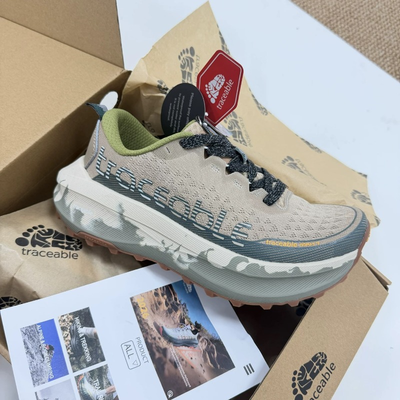 2026年秋のメンズ・レディース向けスポーツシューズ。幅広の - Anti Slip Trail Running Sneakers のレビューと価格