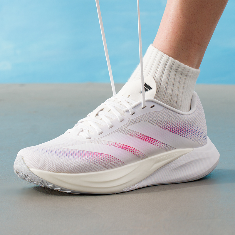 アディダス メンズ＆レディースシューズ オリジナル 軽量 ロ - Lightweight Road Running Shoes のレビューと価格
