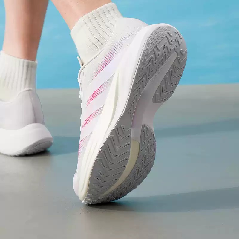アディダス メンズ＆レディースシューズ オリジナル 軽量 ロ - Lightweight Road Running Shoes のレビューと価格