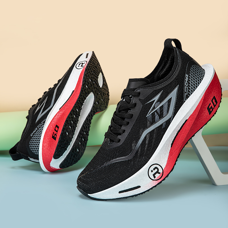メンズ＆レディース向け最新スポーツシューズ、ランニングスニー - Carbon Plate Marathon Racing Shoes のレビューと価格